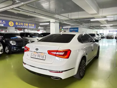 Kia K7 2015, 162130 км, за 4543.98 USD