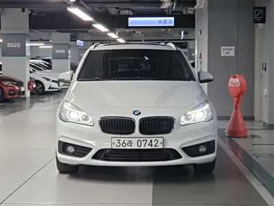 BMW 2-Series 2015, 171930 км, за 4194.56 USD