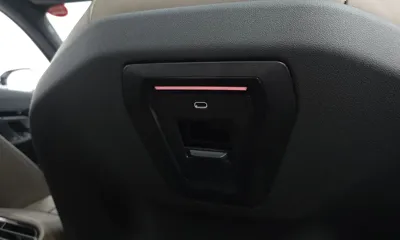 BMW 5-Series 2024, 26246 км, за 38670.04 USD - фото 28