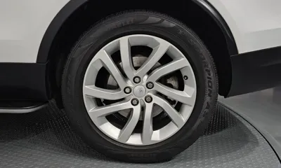 Land Rover Discovery 2017, 92038 км, за 16186.69 USD