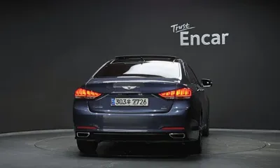 Hyundai Genesis 2015, 189526 км, за 4370.86 USD