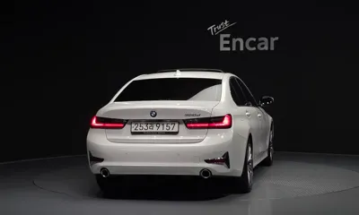 BMW 3-Series 2021, 114265 км, за 14763.03 USD