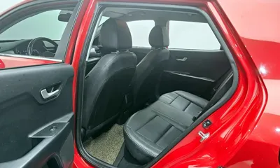 Kia Stonic 2019, 64038 км, за 6937.56 USD - фото 11