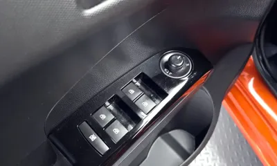 ChevroletGMDaewoo Aveo 2016, 61980 км, за 3190.73 USD - фото 19