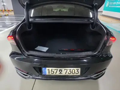 Hyundai Grandeur 2022, 10500 км, за 6023.94 USD
