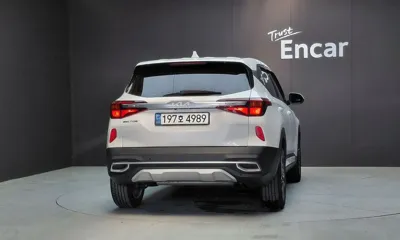 Kia Seltos 2023, 56017 км, за 12472.1 USD