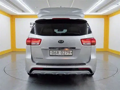Kia Canival 2016, 133160 км, за 8262.83 USD