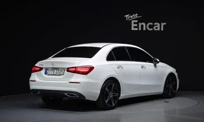 Mercedes-Benz A-Class 2024, 19561 км, за 21333.86 USD