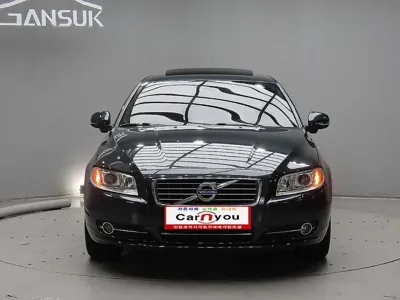 Volvo S80 2013, 80990 км, за 4228.61 USD