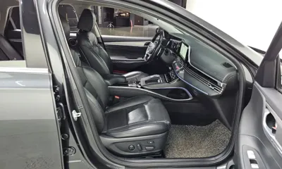 Hyundai Grandeur 2021, 145787 км, за 13214.4 USD - фото 12