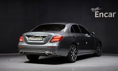 Mercedes-Benz E-Class 2020, 109256 км, за 18244.33 USD