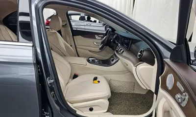Mercedes-Benz E-Class 2020, 109256 км, за 18244.33 USD - фото 11
