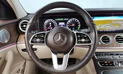 Mercedes-Benz E-Class 2020, 109256 км, за 18244.33 USD - фото 13