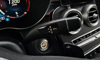Mercedes-Benz GLC-Class 2021, 57638 км, за 28160.69 USD - фото 9
