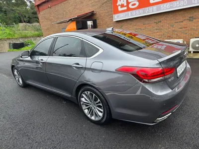 Hyundai Genesis 2014, 136791 км, за 4869.01 USD - фото 6
