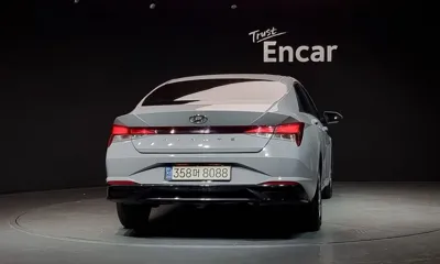 Hyundai Avante 2021, 130112 км, за 7532.21 USD