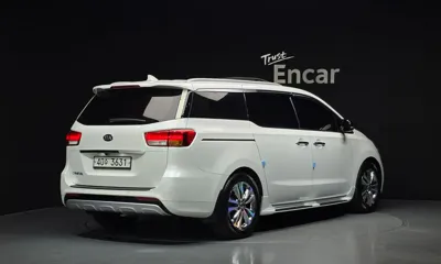 Kia Canival 2016, 153226 км, за 6236.05 USD