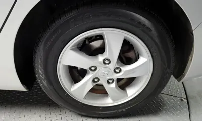 Hyundai Avante 2014, 152689 км, за 2642.88 USD
