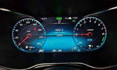 Mercedes-Benz GLC-Class 2023, 38889 км, за 34437.06 USD - фото 8