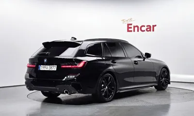 BMW 3-Series 2021, 60211 км, за 18877.38 USD
