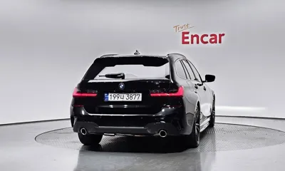BMW 3-Series 2021, 60211 км, за 18877.38 USD