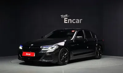 BMW 5-Series · 2018 год