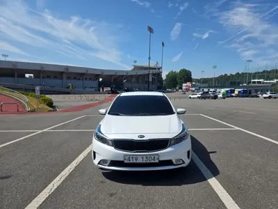 Kia K3 2017, 171923 км, за 4098.36 USD