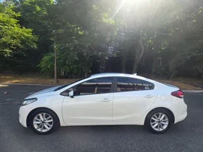 Kia K3 2017, 171923 км, за 4098.36 USD