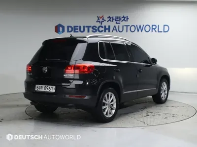 Volkswagen Tiguan 2016, 243534 км, за 6498.62 USD