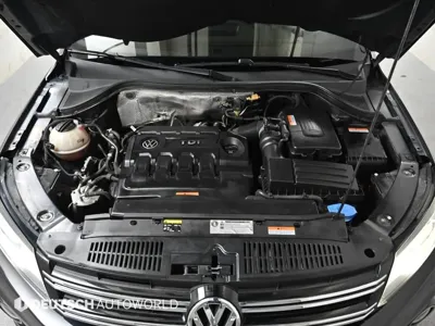Volkswagen Tiguan 2016, 243534 км, за 6498.62 USD - фото 6