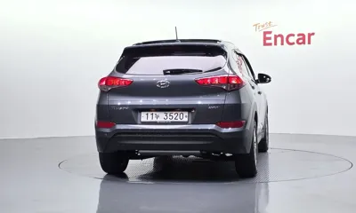 Hyundai Tucson 2016, 57894 км, за 8320.87 USD
