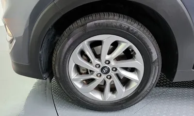 Hyundai Tucson 2016, 57894 км, за 8320.87 USD