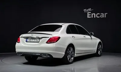 Mercedes-Benz C-Class 2018, 111765 км, за 9977.68 USD