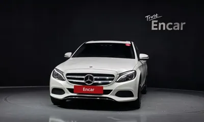 Mercedes-Benz C-Class 2018, 111765 км, за 9977.68 USD