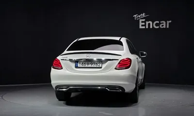 Mercedes-Benz C-Class 2018, 111765 км, за 9977.68 USD