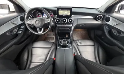 Mercedes-Benz C-Class 2018, 111765 км, за 9897.76 USD - фото 7