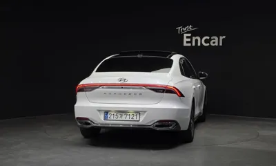 Hyundai Grandeur 2022, 82892 км, за 18874.16 USD