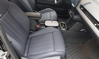 MINI Cooper 2025, 9858 км, за 21387.24 USD - фото 9