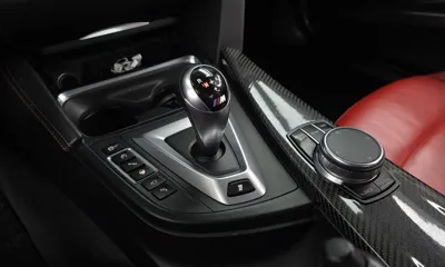 BMW M3 2018, 201176 км, за 32324.19 USD - фото 9