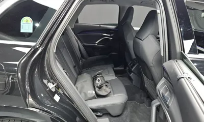 Audi Q5 2025, 6833 км, за 49576.98 USD - фото 11