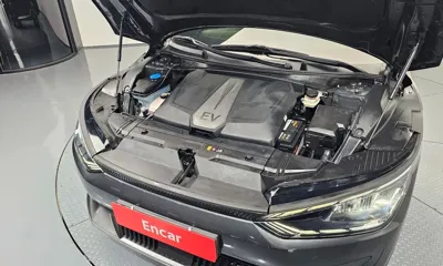 Kia EV6 2023, 54477 км, за 21172.65 USD - фото 6