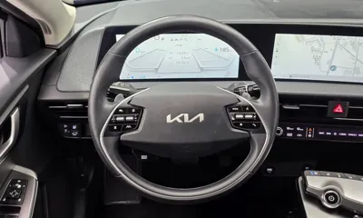 Kia EV6 2023, 54477 км, за 21172.65 USD - фото 13