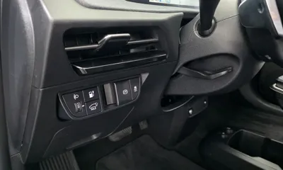 Kia EV6 2023, 54477 км, за 21172.65 USD - фото 20