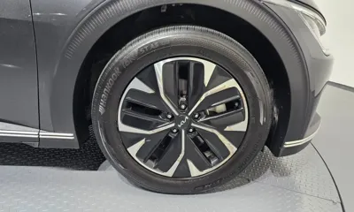 Kia EV6 2023, 54477 км, за 21172.65 USD - фото 21