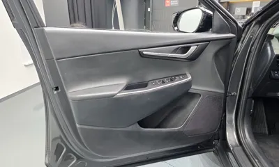 Kia EV6 2023, 54477 км, за 21172.65 USD - фото 24