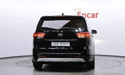 Kia Canival 2017, 132220 км, за 8126.86 USD
