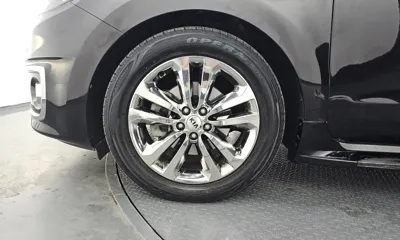 Kia Canival 2017, 132220 км, за 8126.86 USD