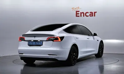Tesla Model 3 2020, 101926 км, за 16082.45 USD