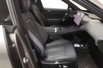 Xiaomi Auto YU7 2025, 18000 км, за 38704 USD - фото 16
