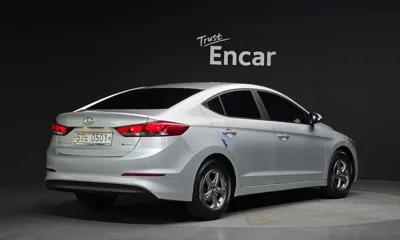 Hyundai Avante 2016, 227225 км, за 3843.65 USD